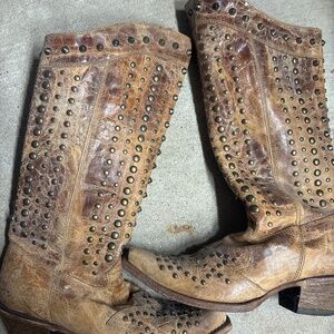 Corral cowgirl stud boots